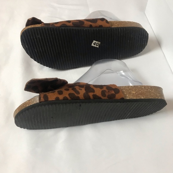 Slides - Picture 3 of 3